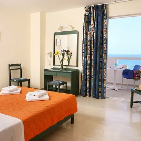 Evelyn Hotel Hersonissos (Crete)